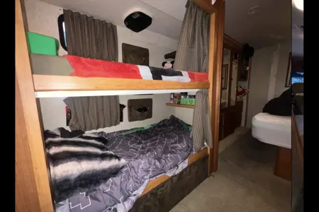 David's Winnebago Sightseer Class A
