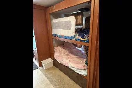 David's Winnebago Sightseer Class A
