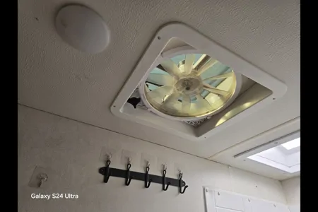 Rashid's Winnebago Vita 24P Class C