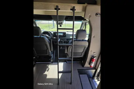 Rashid's Winnebago Vita 24P Class C