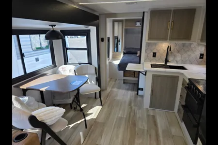 Mike 's Forest River Heritage Glenn Travel Trailer