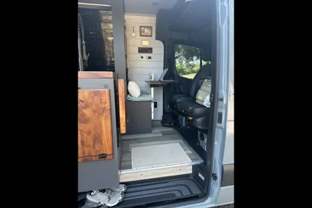 Meet Wally – Your Adventure-Ready 2021 Mercedes Sprinter Van / RWD
