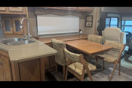 Miss Daisy - Space and Comfort