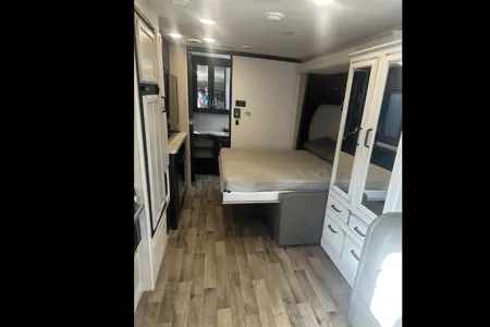 Edgar's Jayco 28 feet Class C