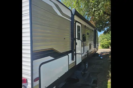 Willamette Dutchmen 2850bhs bunkhouse trailer