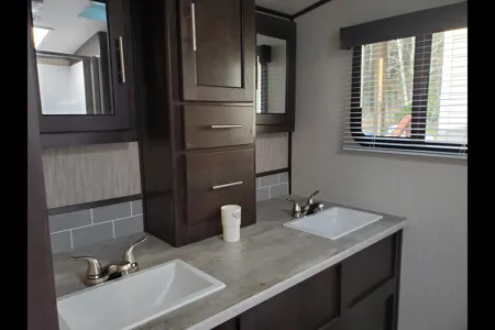 Nicole / Rob's  Fun Finder Travel Trailer