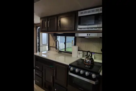 Nicole / Rob's  Fun Finder Travel Trailer