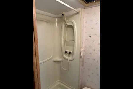 Andrii's Winnebago Adventure Class A