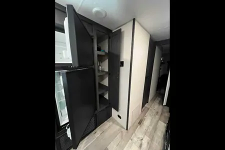 KZ Sportsmen 332 bhkse Travel Trailer
