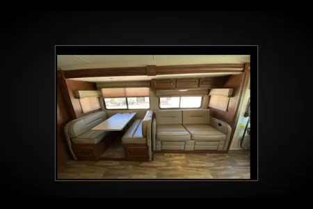 33 - 2017 Forest River Georgetown GT3