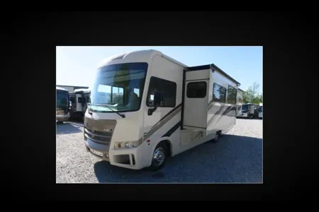 33 - 2017 Forest River Georgetown GT3