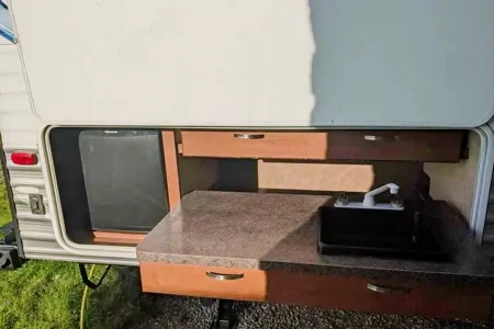 Betty's Weekend Gataway Travel Trailer