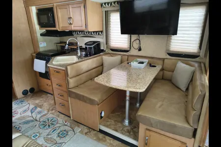 Jim's Thor Motor Coach Ace Class A