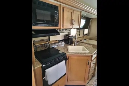 Jim's Thor Motor Coach Ace Class A