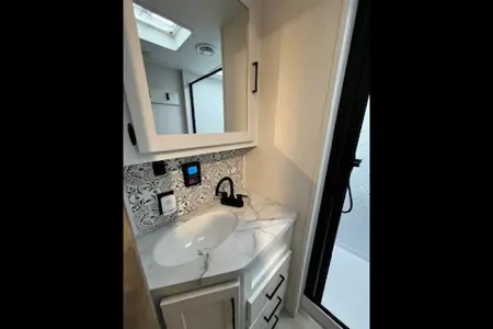 Gerry's Keystone Arcadia Select Fifth Wheel