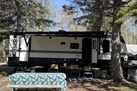 Travis's Keystone Hideout Travel Trailer