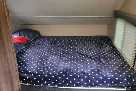 Tamany's Travel Lite Aura Travel Trailer