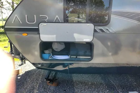 Tamany's Travel Lite Aura Travel Trailer