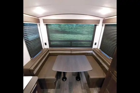 Fireside RV's Keystone Springdale 202RD - LMI1101 *