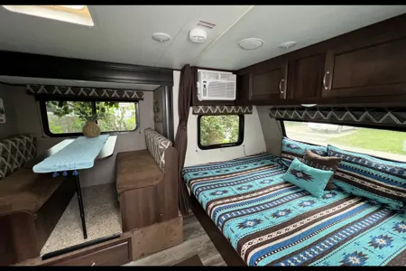 April's Travel Trailer - 10" Serta Memory Foam Queen Mattress