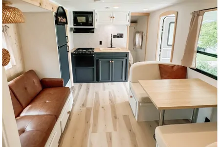 Mikki's Shasta Flyte Trailer