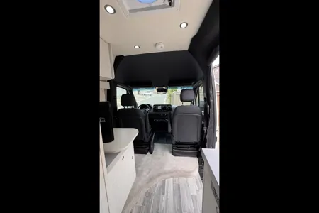 Manikanta's Mercedes-Benz Pleasure Way FL Class B