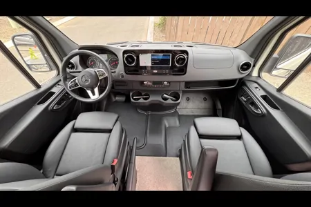 Manikanta's Mercedes-Benz Pleasure Way FL Class B