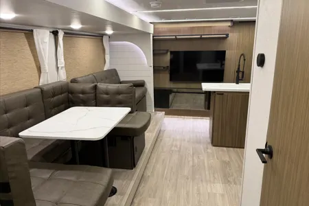 Myles's Forest River Wildwood X-Lite 273QBXL Travel Trailer