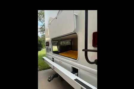 William's Thor Motor Coach Ford Thor Chateau 25 VF Class C