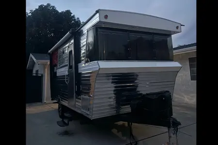 Daniel's Heartland Terry Classic V21 Travel Trailer