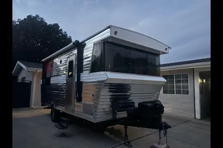 Daniel's Heartland Terry Classic V21 Travel Trailer