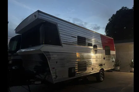 Daniel's Heartland Terry Classic V21 Travel Trailer
