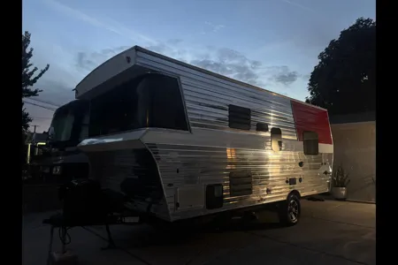Daniel's Heartland Terry Classic V21 Travel Trailer