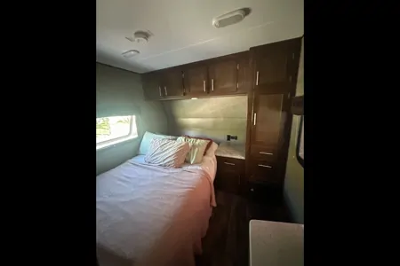 Daniel's Heartland Terry Classic V21 Travel Trailer