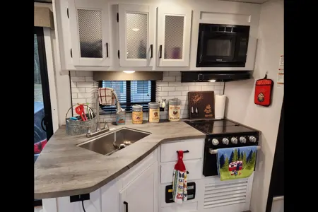 2022 Keystone Hideout 38FDDS – Your Home Away From Home - SLMO1733