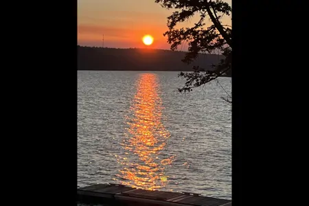 Waterfront RV Cottage WITH DOCK on Gorgeous Lac La Hache