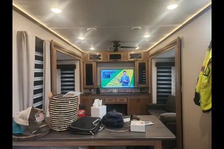 Bruce's Keystone Sabre Fifth Wheel
