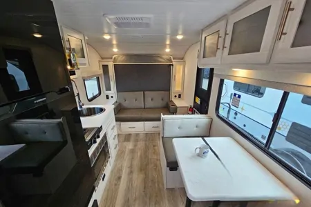 Lise Forest River R pod Roulotte