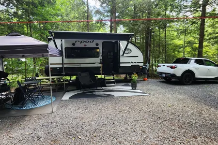 Lise Forest River R pod Roulotte