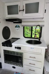 Lise Forest River R pod Roulotte