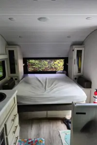 Lise Forest River R pod Roulotte