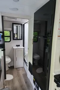 Lise Forest River R pod Roulotte