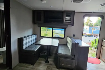 Minky and Mulani's Grand Design Transcend Xplor Travel Trailer