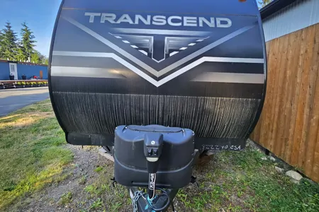 Minky and Mulani's Grand Design Transcend Xplor Travel Trailer