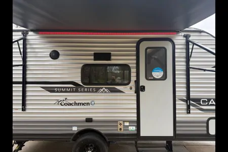 Bryan's Coachmen Catalina Summit Series 7 164bhx Travel Trailer
