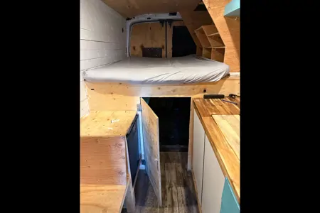 Victor's Ford Transit Campervan