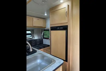 Easy Tow Prolite Evasion 16 Travel Trailer