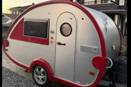 Valentin's nuCamp Tab 320 Micro Trailer