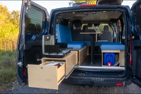 Ford Transit toit bas