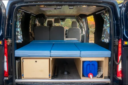 Ford Transit toit bas